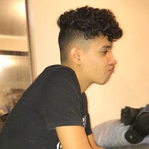 Meet your Posher, Luis